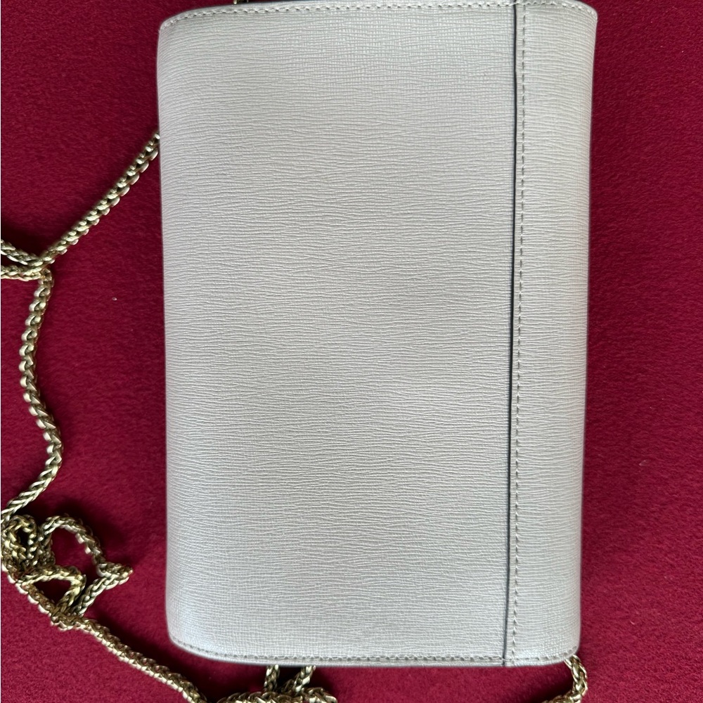 Furla Cream Crossbody Bag with Gold Chain - Picture 4 of 14